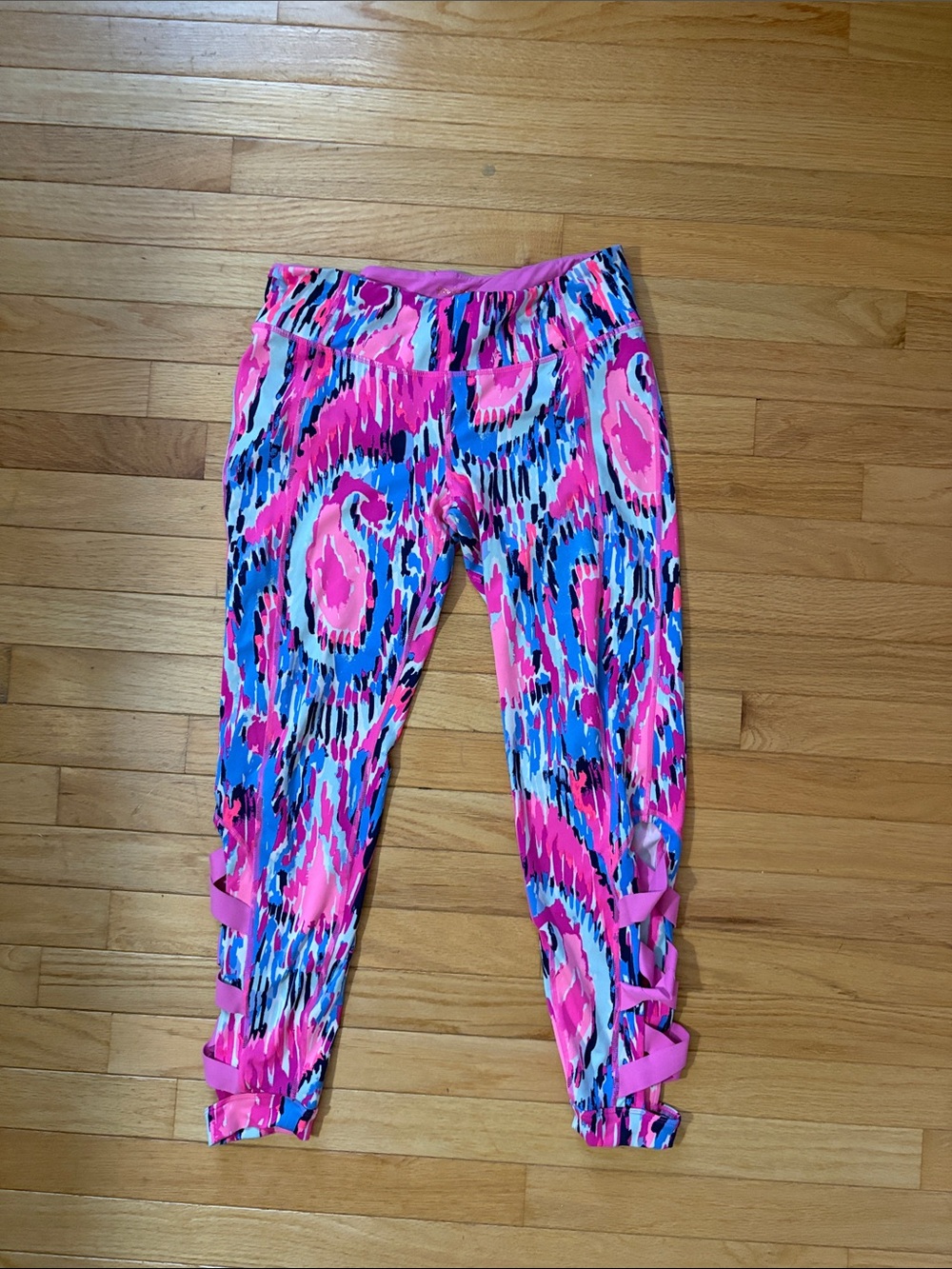 Lilly Pulitzer Pink & Blue Abstract Print Leggings with Calf Strap Detail